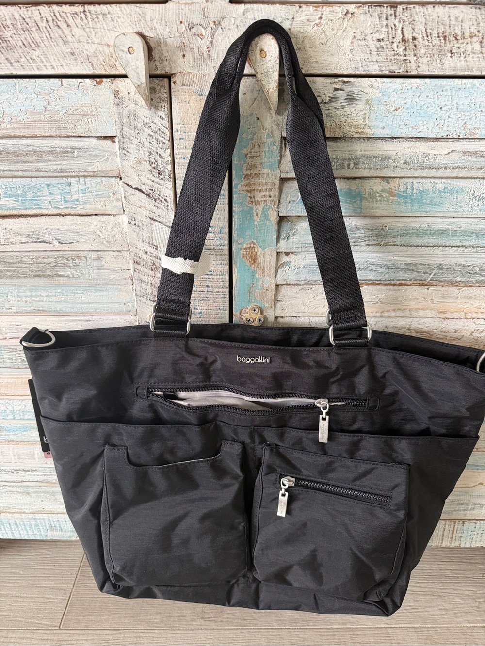 Baggallini Black Organizer Tote with Multiple Front Pockets
